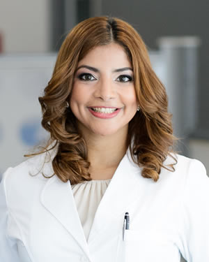 Dra. Katherine Henriquez